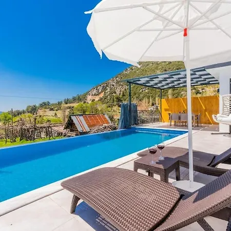 Aperlai / Kalkan 4*